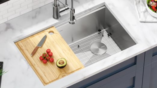 KRAUS Stainless Steel 32 in Undermount Kitchen Sink KWU110-32